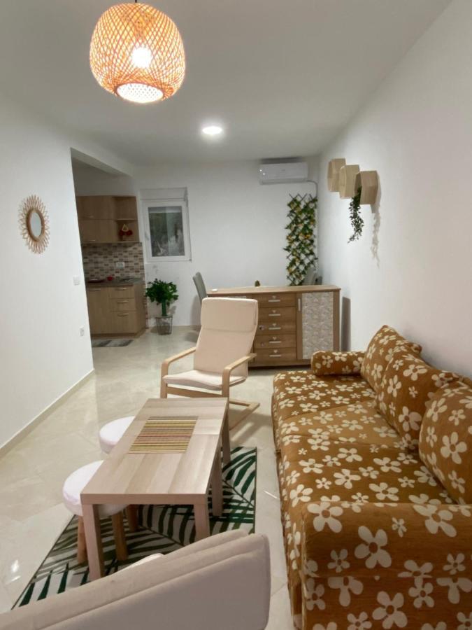 Kotor Apartman Green Sailor Luaran gambar