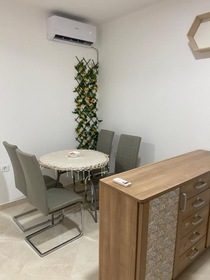 Kotor Apartman Green Sailor Luaran gambar